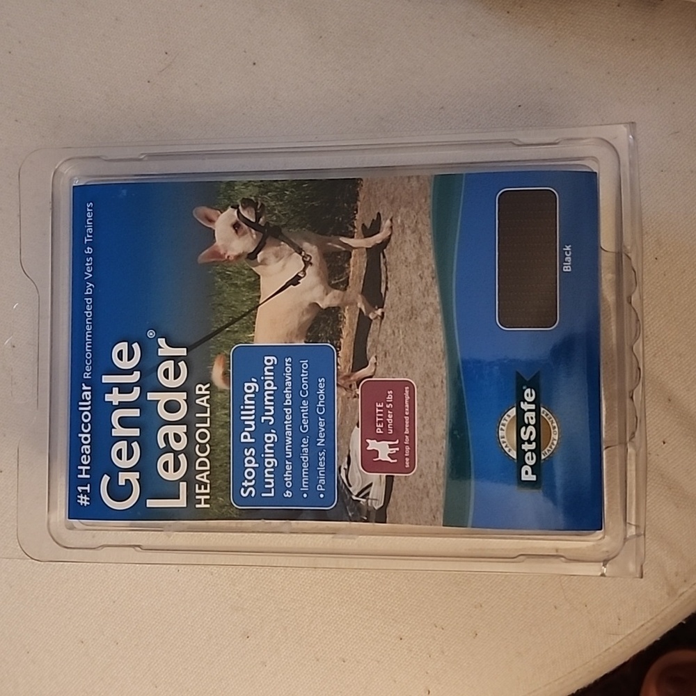 Pet Safe Gentle Leader Headcollar black size petite under 5lbs.